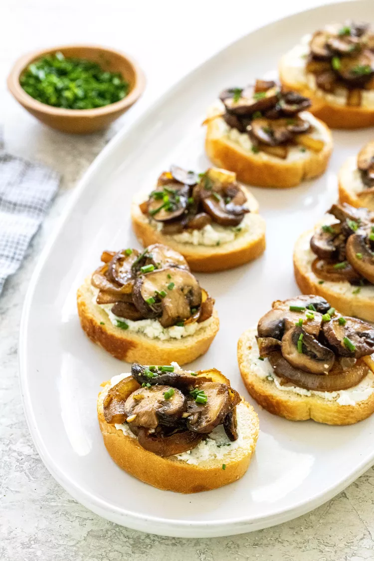 Crostini aux champignons