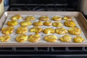 Pommes de terre chaudes et croustillantes au saumon fumé 6