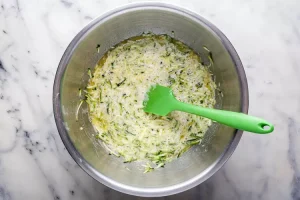 Pain aux courgettes facile 4